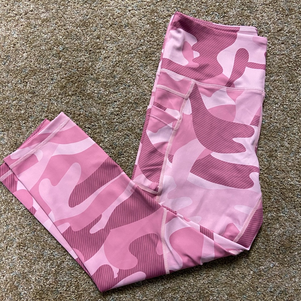 Zyia pink camp Capri Light N Tights size 8-10